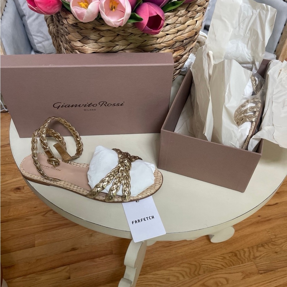 BNIB Gianvito Rossi Bee Flats
